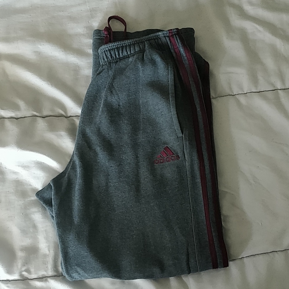 Men's Adidas sweat pants in Gray and purple medium